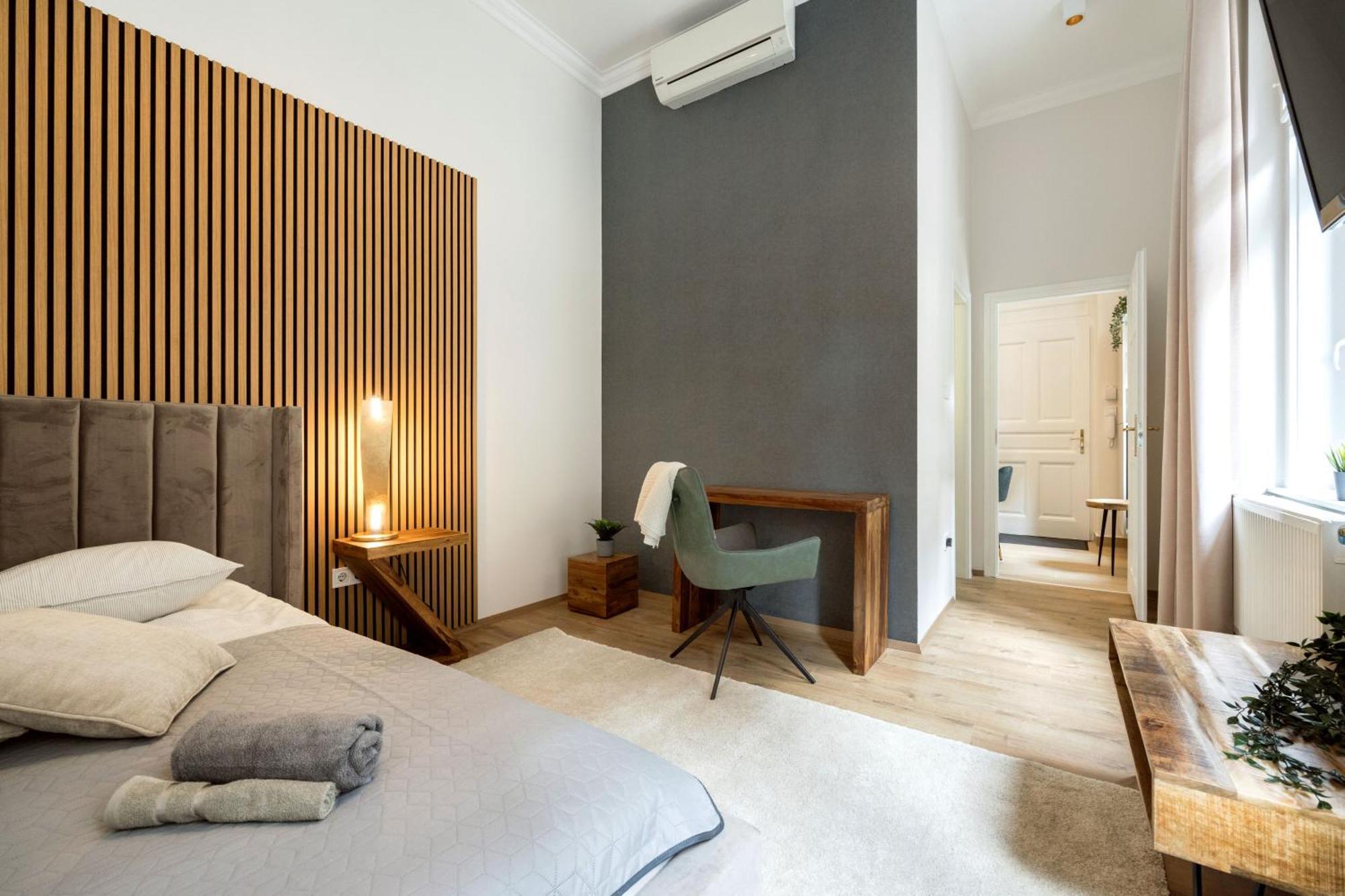 Sleek Downtown Living Apartment Budapest Exterior photo